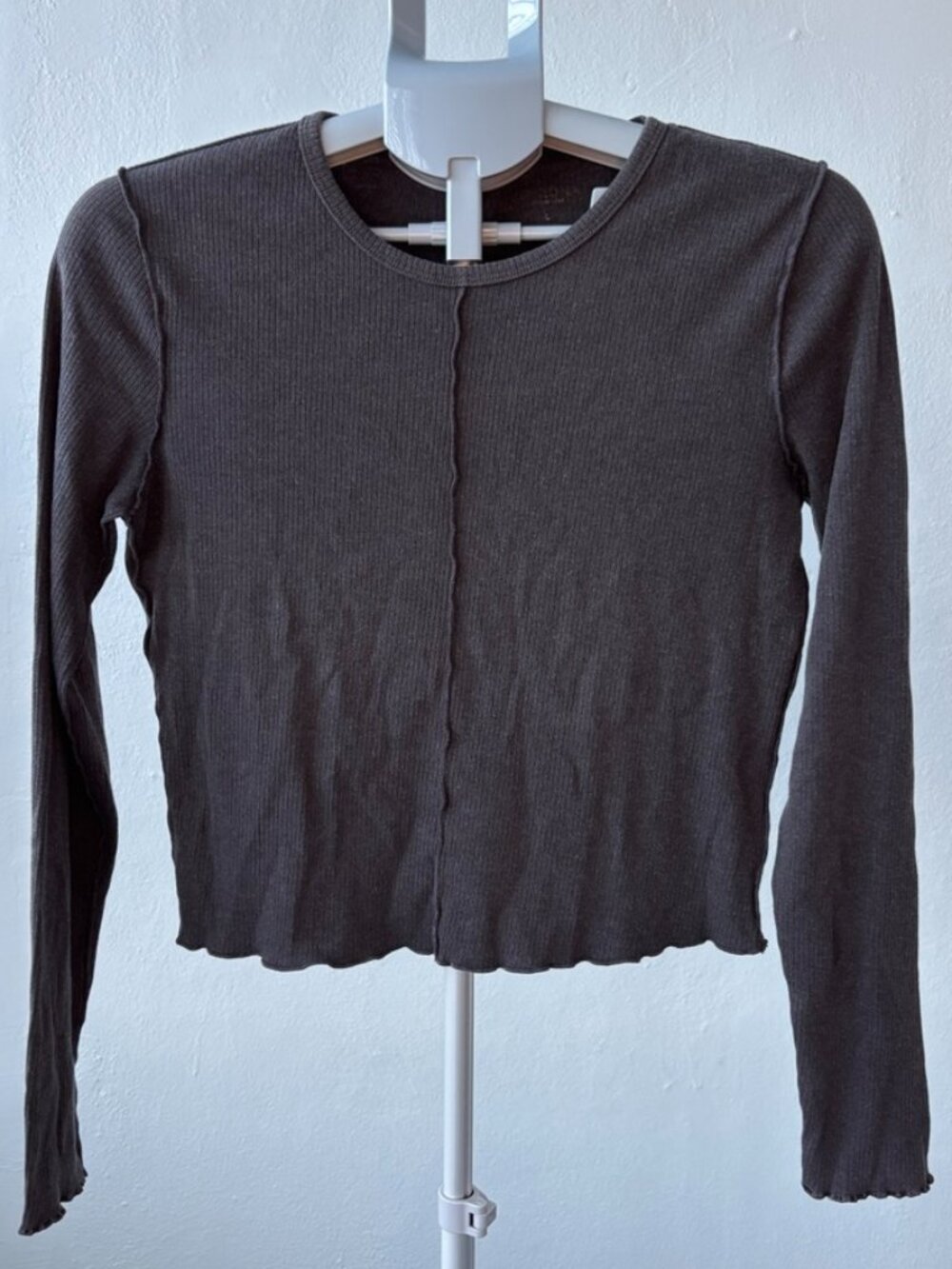 Arizona Jean Co Ribbed Crop Top L Gray Long Sleeve Exposed Seam Lettuce Hem